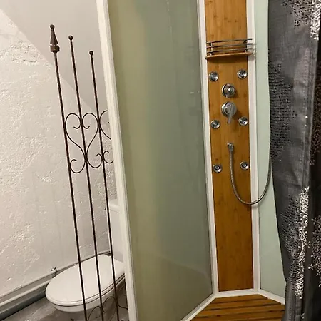 Studio Confortable A 30 M² Avec Jardin Apartmán *